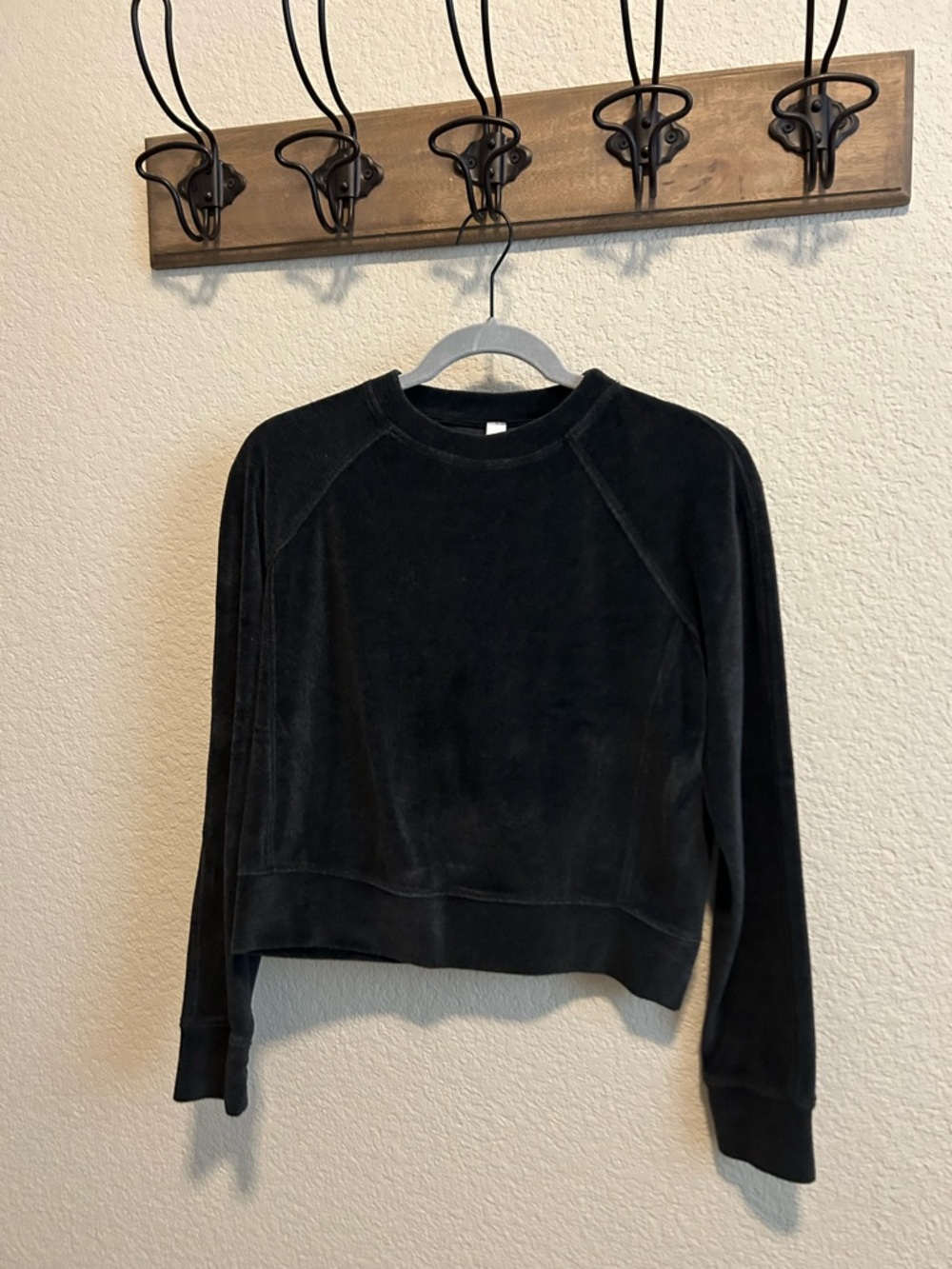 lululemon athletica Black Velour Crewneck Sweatshirt